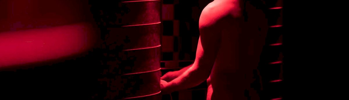 Pluto gay sauna