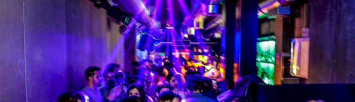 Fabrik Bar
