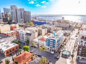 Urban Boutique Hotel- Little Italy, San Diego