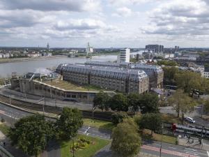 Maritim Hotel Köln, Cologne