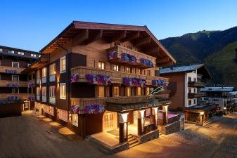 Hotel Panther'A, Saalbach