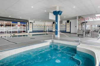 hotel Super 8 by Wyndham Macleod Trail Calgary