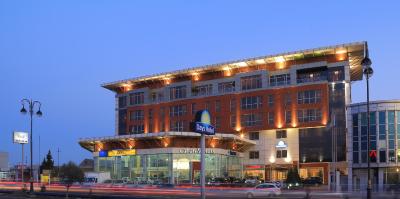Days Hotel By Wyndham Baku