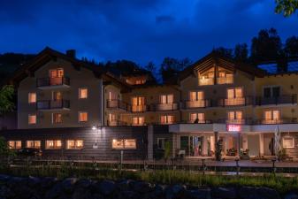 Hotel Auwirt Zentrum, Saalbach