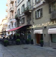 Le Petit Hotel, Turin