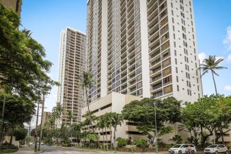 hotel Aston at the Waikiki Banyan, Hawaii