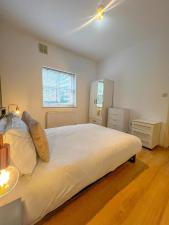 hotel Maple Street Apartments, London