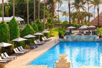 Kimpton Surfcomber Hotel by IHG, Miami