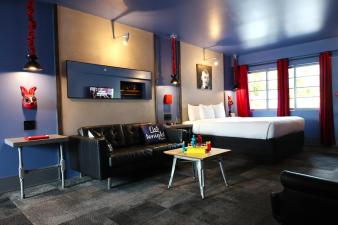 Hotel Gaythering - Gay Hotel - All Adults Welcome, Miami