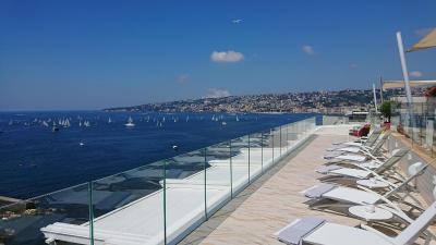 Grand Hotel Vesuvio, Napoli