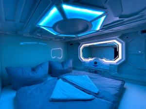 Space Night Capsule Hostel, Berlin
