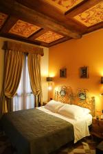 hotel Albergo delle Drapperie, Bologna