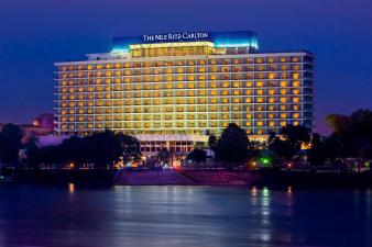 hotel The Nile Ritz-Carlton, Cairo