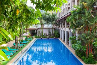Thanthip Beach Resort Patong, Phuket
