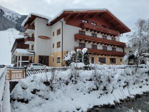 Hotel Sommerer - inklusive Joker Card im Sommer, Saalbach