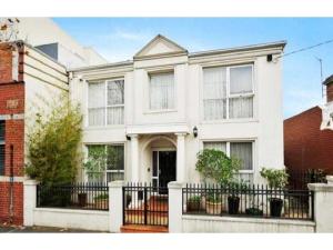 hotel Abbotsford Private Rooms & Pods - 15 Charles Homestay, Melbourne