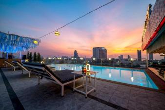 Sunday JA Plus Hotel, Pattaya