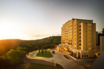 Hotel Viata, Austin
