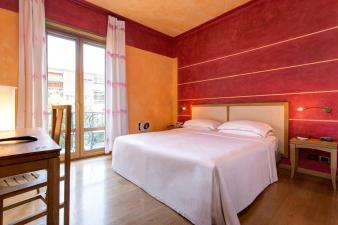 hotel Appartamenti Porta Nuova 80, Verona