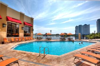 Ramada Plaza by Wyndham Orlando Resort & Suites Intl Drive -