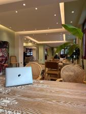 The Maroon Bottle Luxury Suites, Thessaloníki