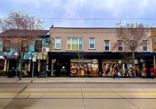 hotel Dragon Gate Inn, Toronto