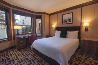 hotel Iroquois New York Times Square