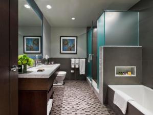 The Pearl Hotel, New York