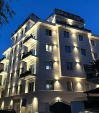 J Maluni City Hotel, Rome
