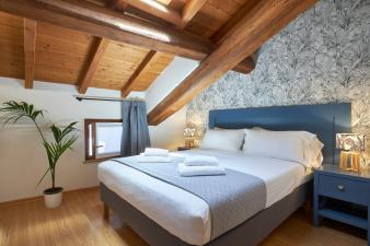 hotel Residence "Professor's nest" - Verona Apartments