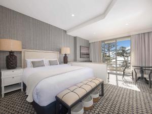 hotel Peppers Manly Beach, Sydney