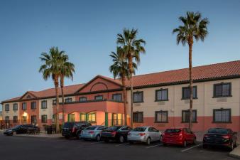 hotel Baymont by Wyndham Phoenix I-10 near 51st Ave