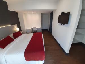 Oxford Hotel, Montevideo