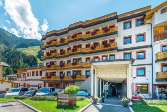 JUFA Alpenhotel Saalbach-Jokercard im Sommer inklusive