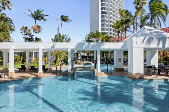 hotel Crowne Plaza Surfers Paradise by IHG, Gold Coast