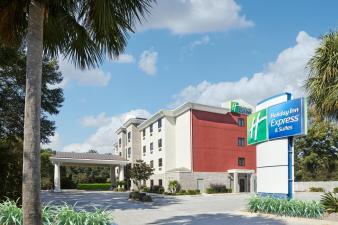 Holiday Inn Express Hotel & Suites Pensacola-West Navy Base 